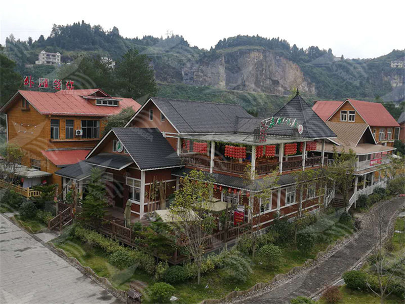 選擇合成樹脂瓦，為南方屋頂雨季防水護(hù)航